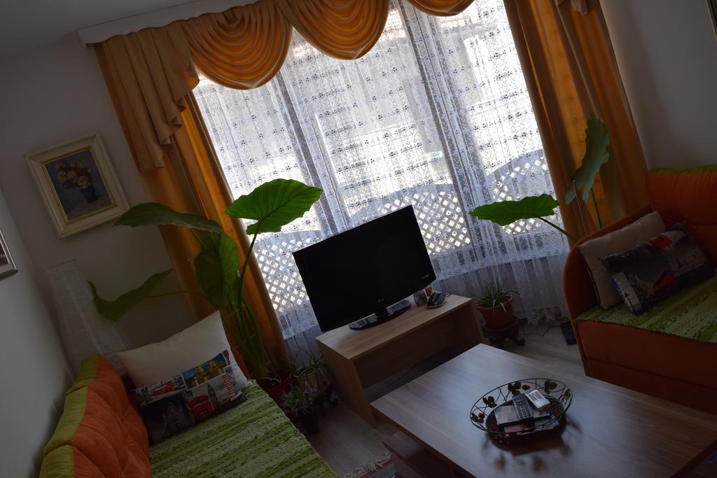 Apartments Center SJJ Extérieur photo