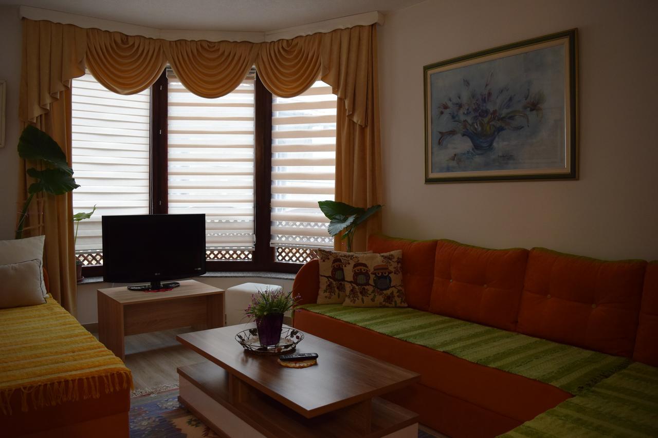 Apartments Center SJJ Extérieur photo